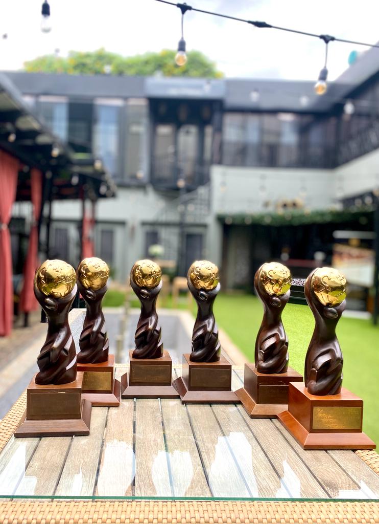 Award recognition received by Villa Monti Cello, showcasing excellence in hospitality and service.