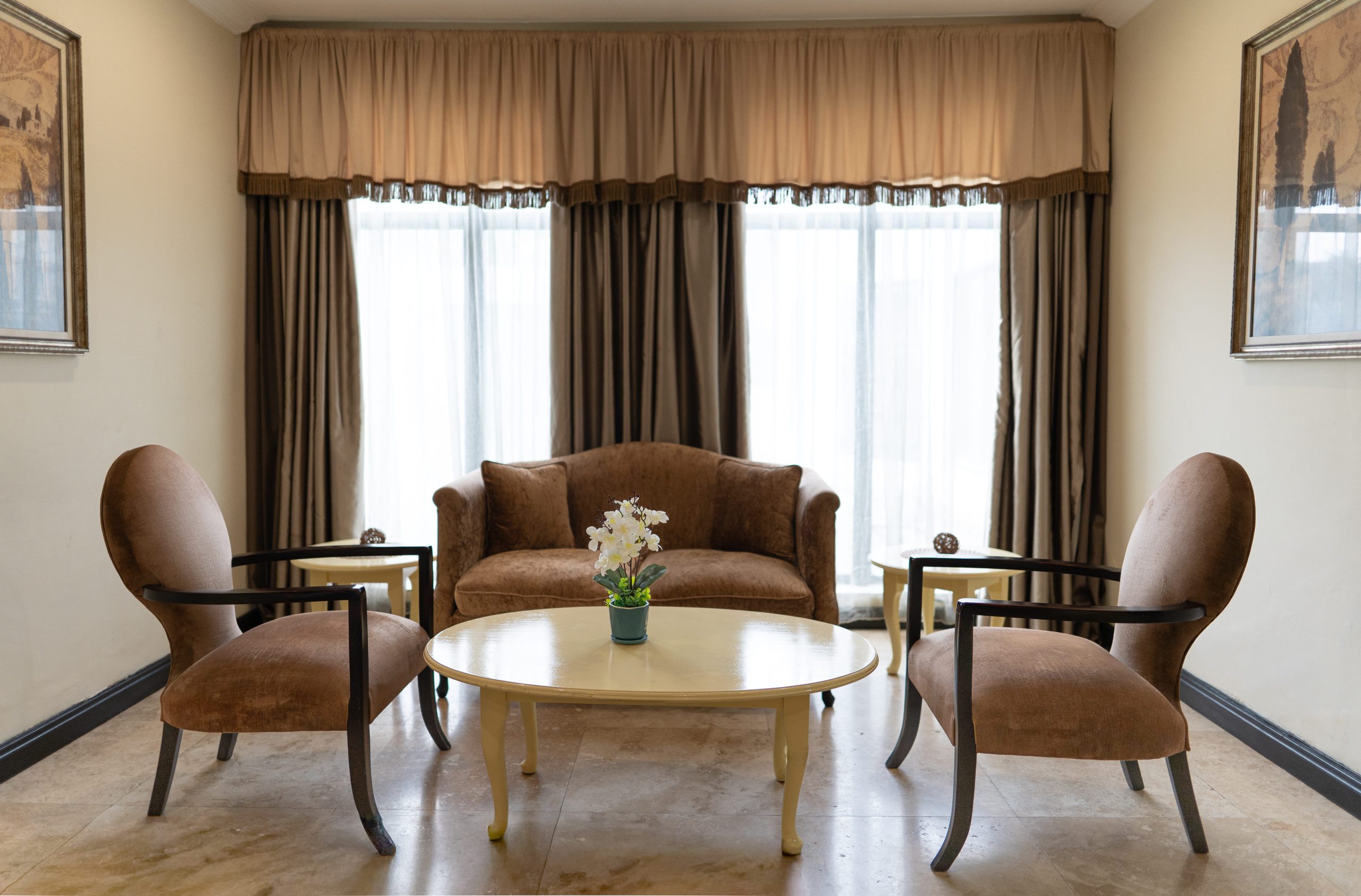 fine dining boutique hotel Accra Villa Monticello Brasserie